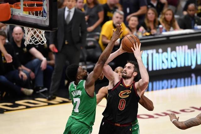 曼联17轮联赛积22分排名13 1989/90赛季至今最差